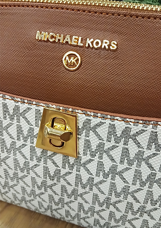 Michael Kors Kolonlu