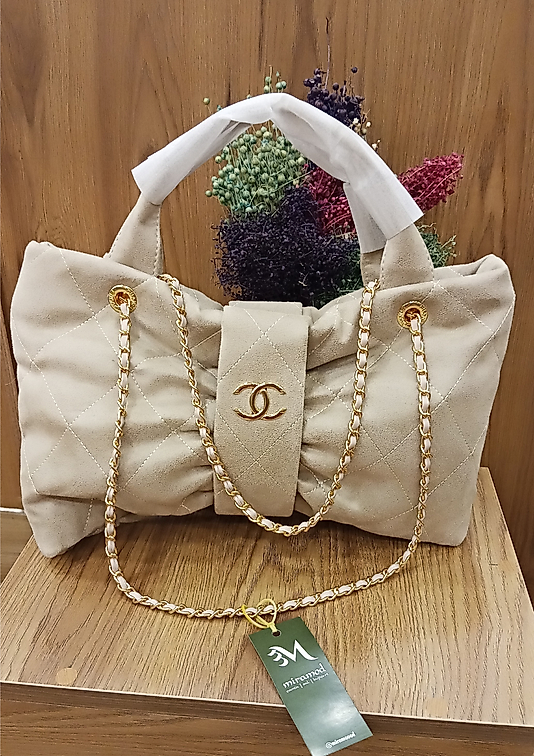 Chanel Bow Krem